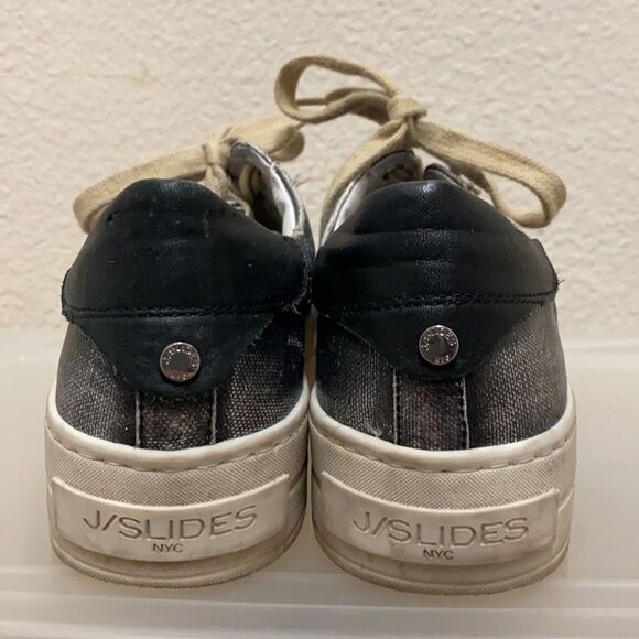 J Slides Silver Sneakers Size 9 - Picture 5 of 7